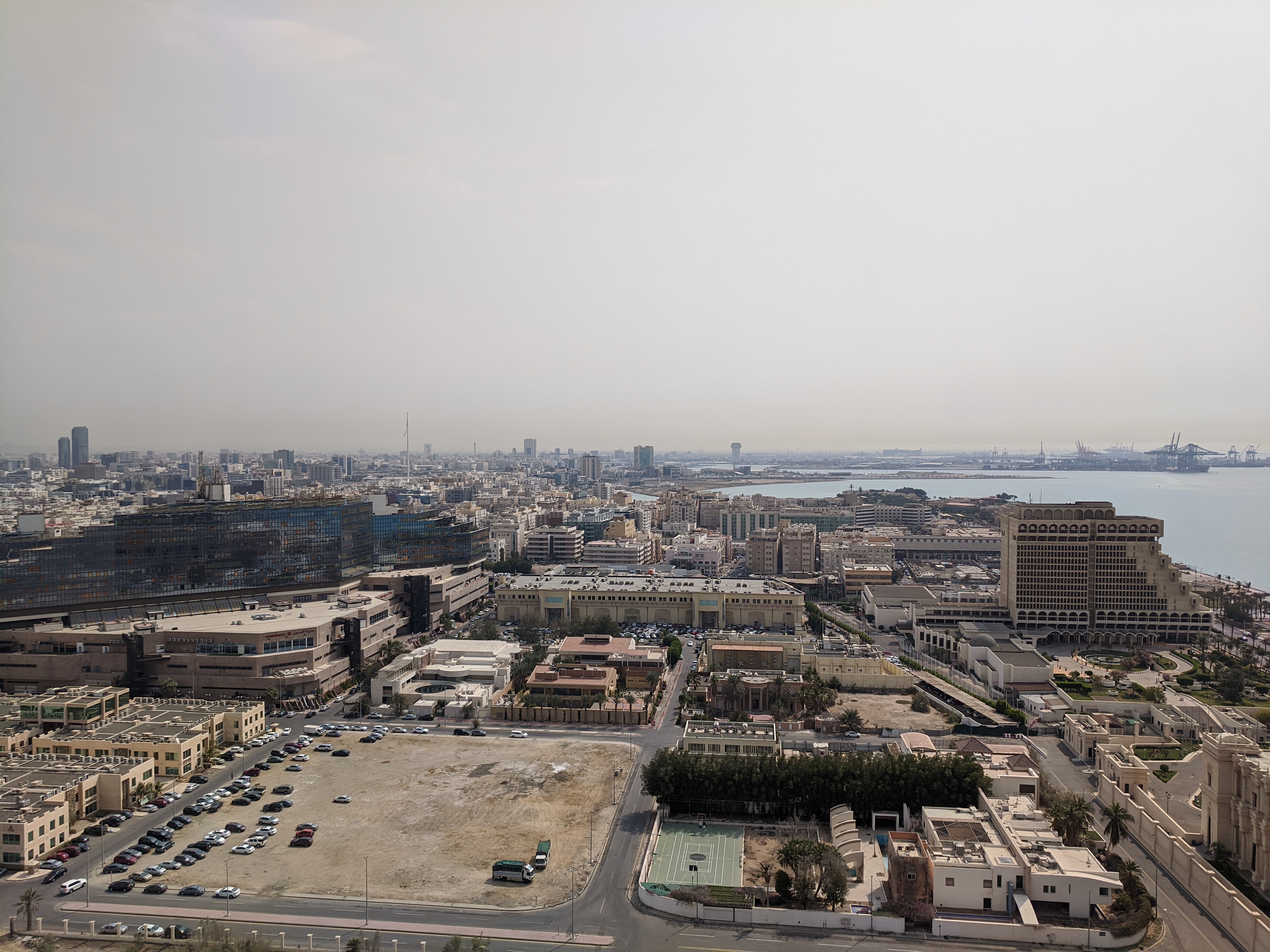 Batterjee Medical College or Jeddah representative education/campus visual
